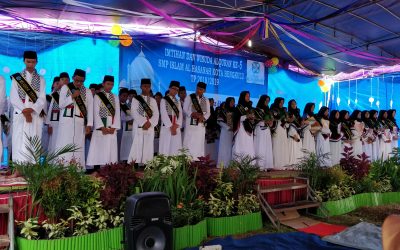 Setahun Program Akselerasi Tahfidz, SMPI Al Hasanah Wisuda 76 Siswa, Hafalan Terbanyak Capai 6 Juz