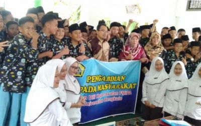 Pengabdian Masyarakat Bersama Universitas Bengkulu “Peningkatan Hidup Bersih dan Sehat Dengan Gerakan Cuci Tangan Pakai Sabun”