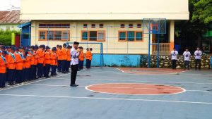 upacara-peringatan-hari-guru-nasional-2023-di-SMPI-AlHasanah-2