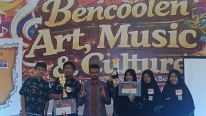 smp-islam-al-hasanah-borong-gelar-di-spelling-bee-competition-kota-bengkulu-3